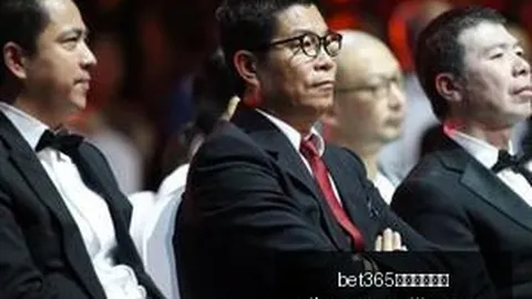 春季赛独占鳌头，荣耀手机助力夺冠